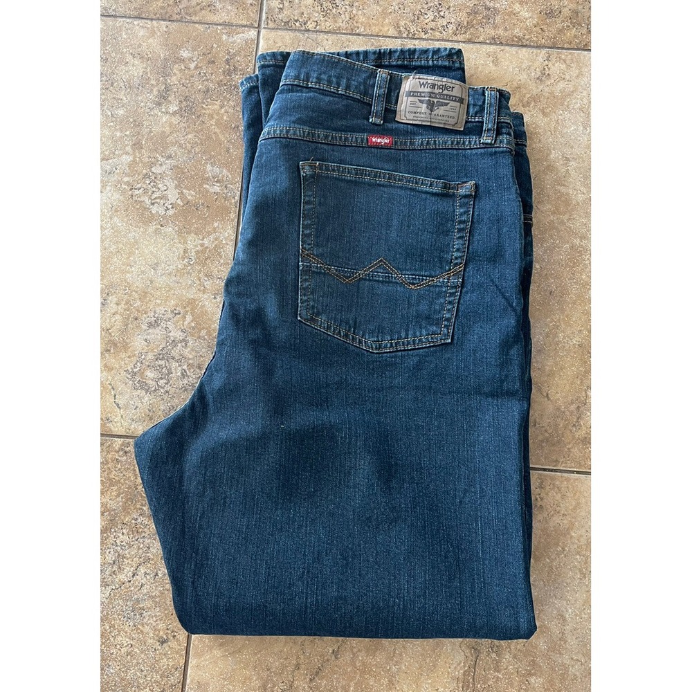 Wrangler Mens Straight Fit 5 Pocket Denim Jeans Size42X30  #95STWTW